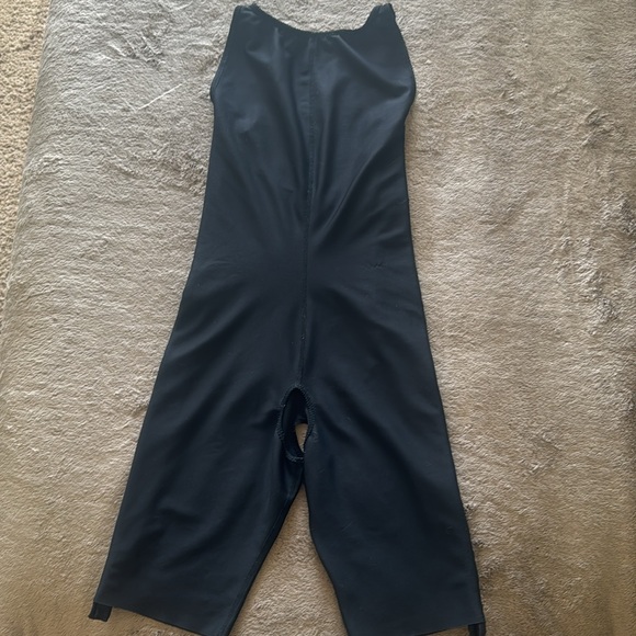 Clear Point Medical Black Compression Abdominal Shape-wear, Size M. - Picture 3 of 6